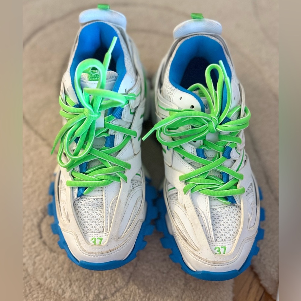 Chunky balenciaga sneakers